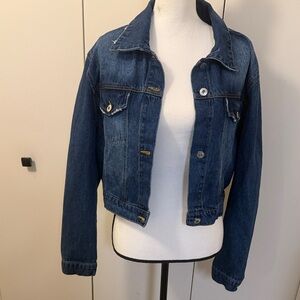 Stylish Women's Blue Denim Jacket
